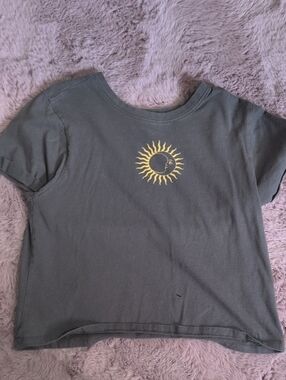 Vibe Dark Gray Crop Tee with Yellow Sun Graphic